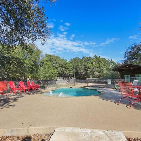 Wimberley Log Cabins Resort And Suites- Unit 8 Dış mekan fotoğraf